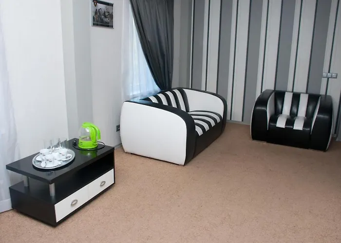 Nyvky Plaza Hotel