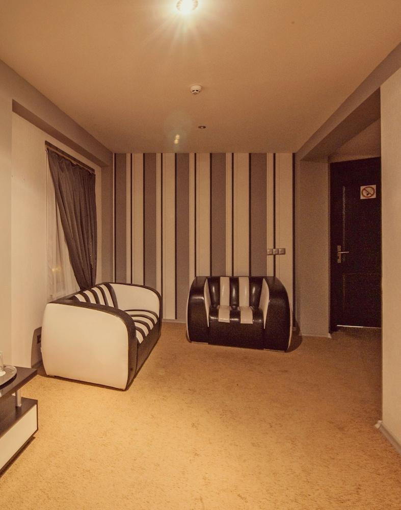Hotel Nyvky Plaza