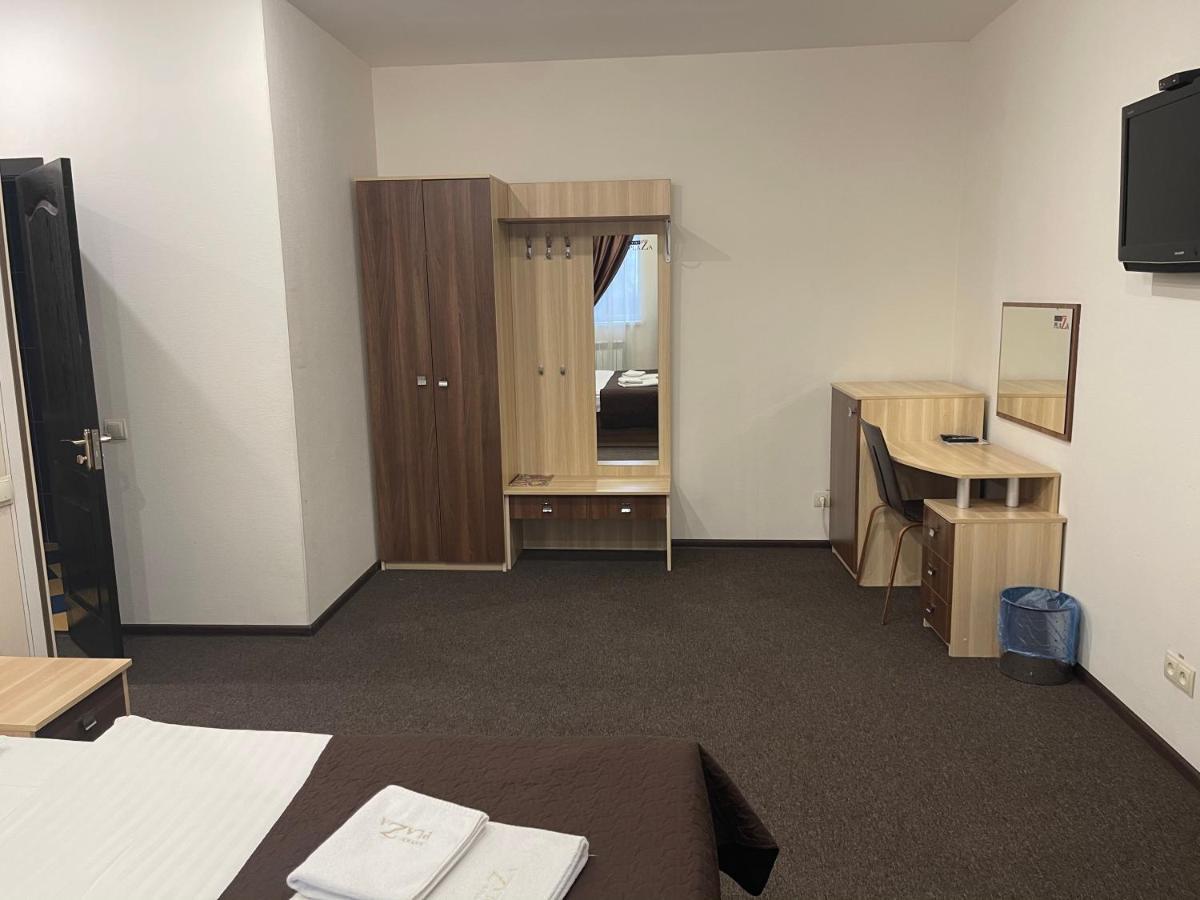 Nyvky Plaza 3* Kiew